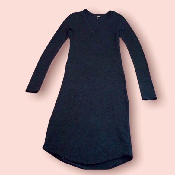 Aritzia Wilfred free bodycon dress size XS